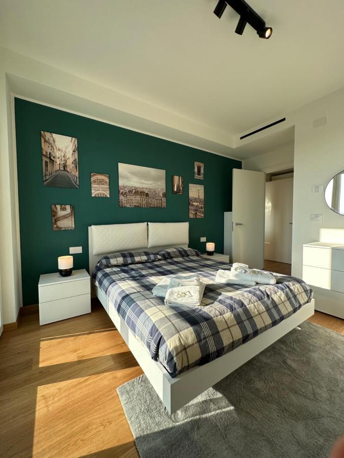 Torre Milano - Luxury Modern Flat Rooftop&Pool Esterno foto